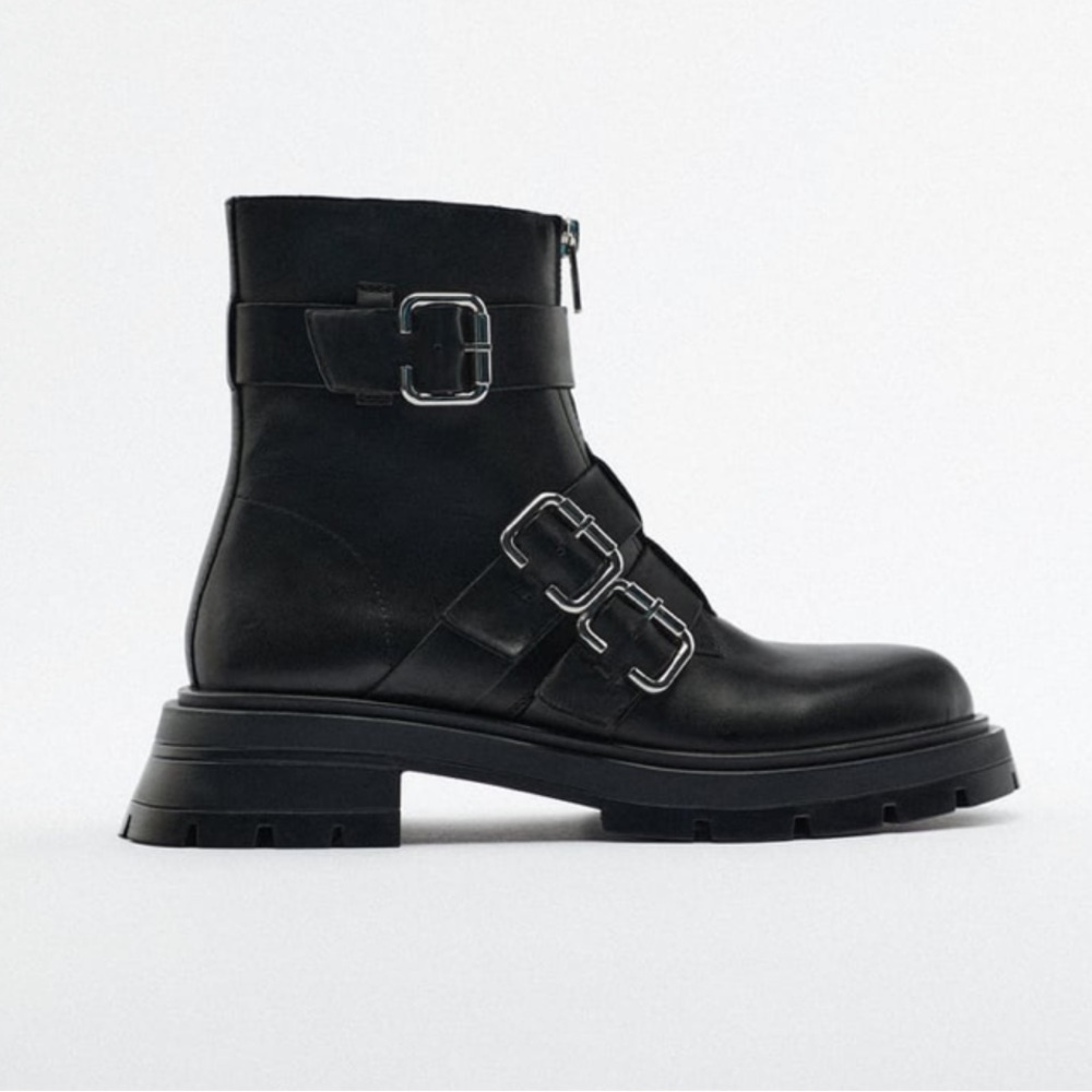 ZARA LOW HEELED LEATHER ANKLE BOOTS WITH BUCKLES, Black Combat NWOT Size 6.5/7